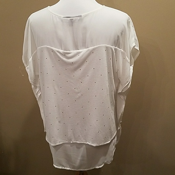 Jennifer Lopez White and Gold Flowy Layered Top - Picture 4 of 4